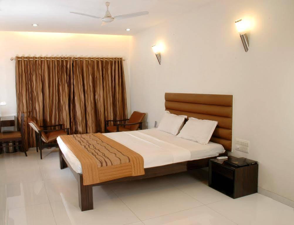 Hotel Airlink Мумбаї Екстер'єр фото